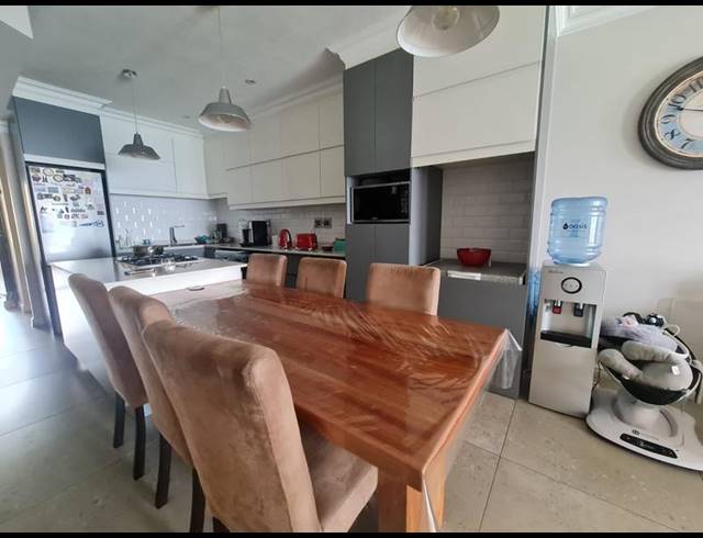 3 BEDROOM APARTMENT FOR SALE IN WESTBROOK